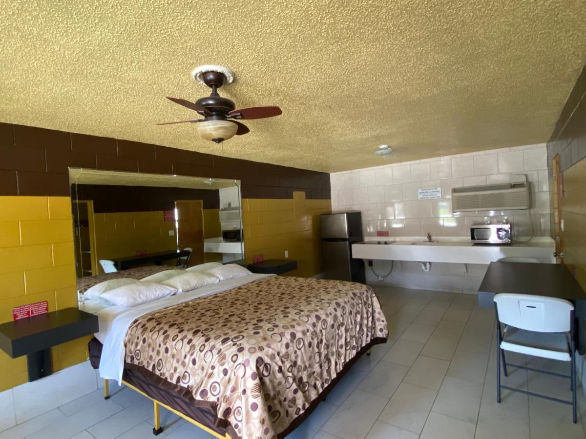 Savannah Inn&Suites Luaran gambar