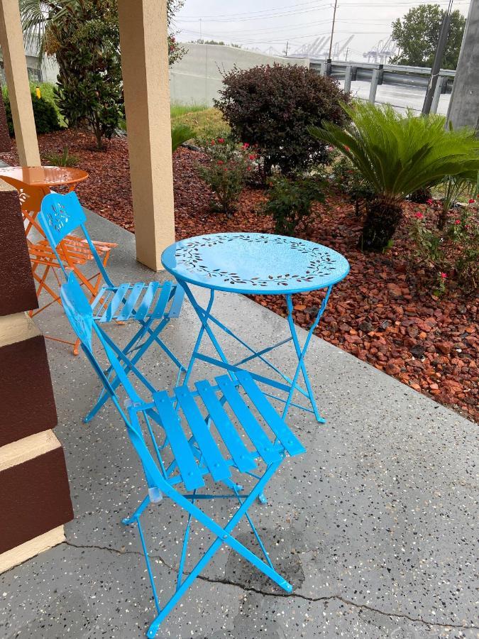 Savannah Inn&Suites Luaran gambar