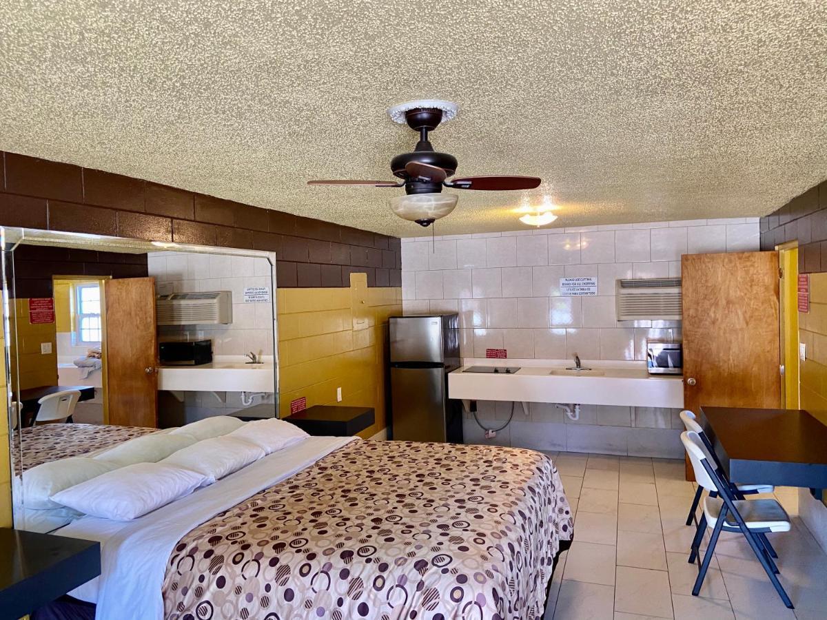 Savannah Inn&Suites Luaran gambar