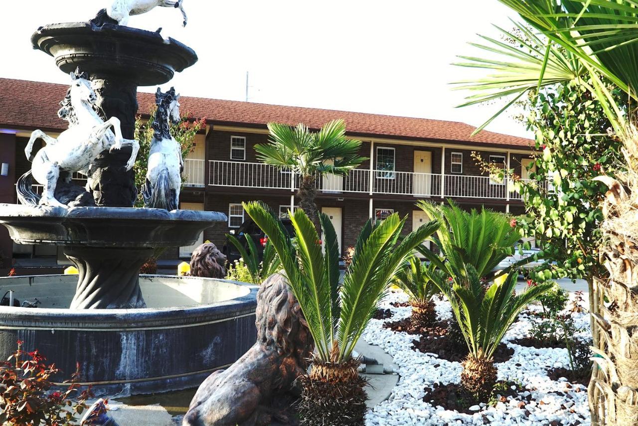 Savannah Inn&Suites Luaran gambar