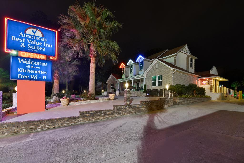 Savannah Inn&Suites Luaran gambar
