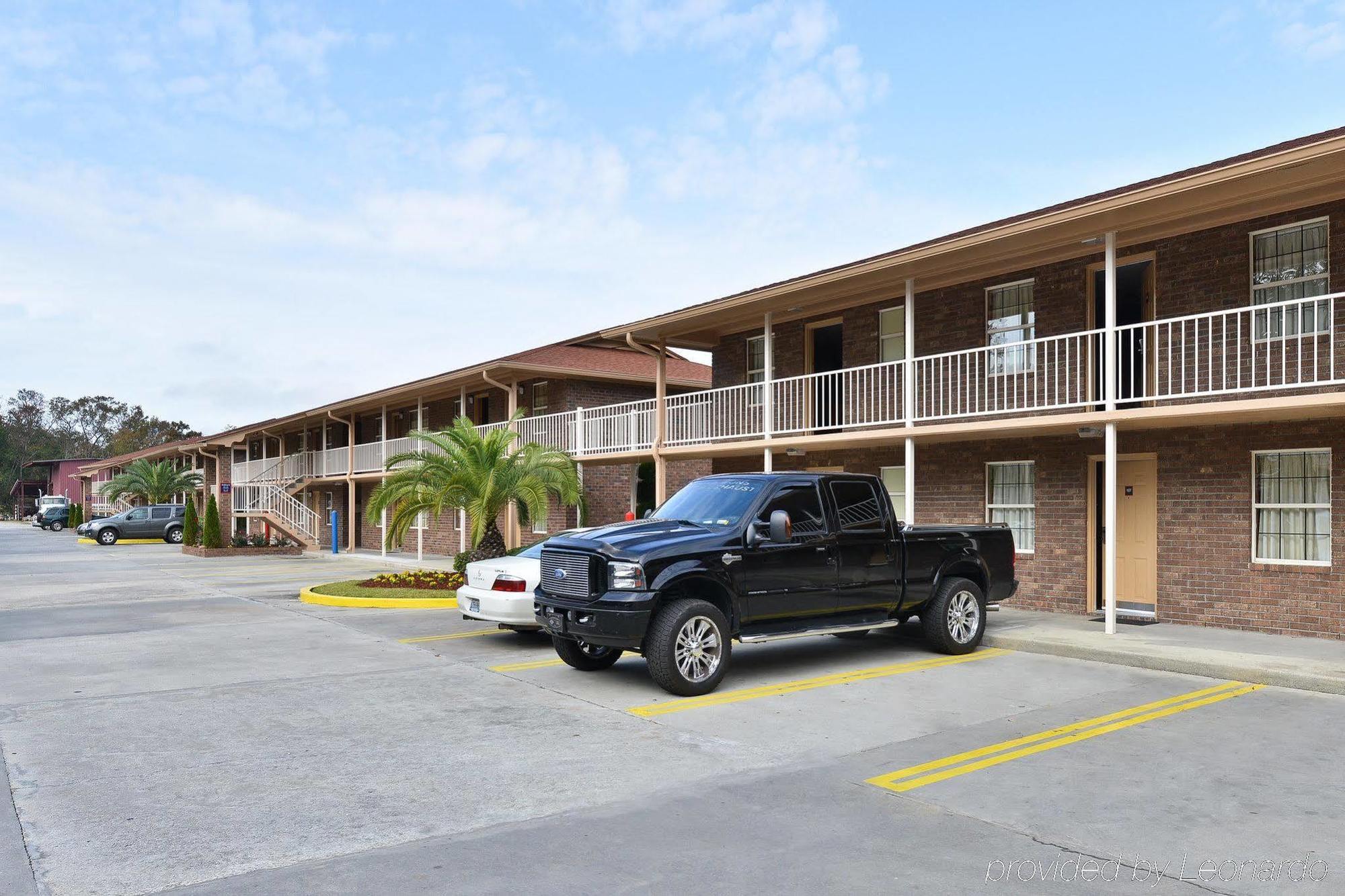 Savannah Inn&Suites Luaran gambar